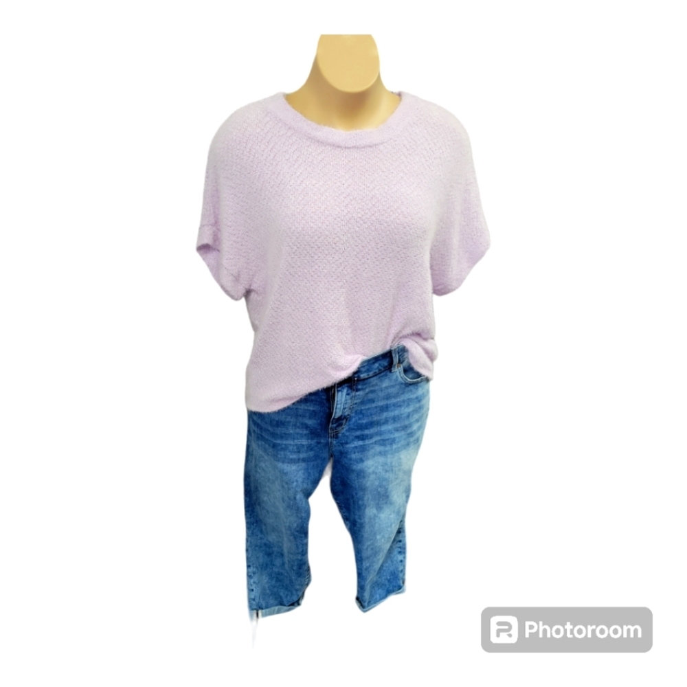 Cherish short sleeve Lilac sweatshirt | Size large. Oversized